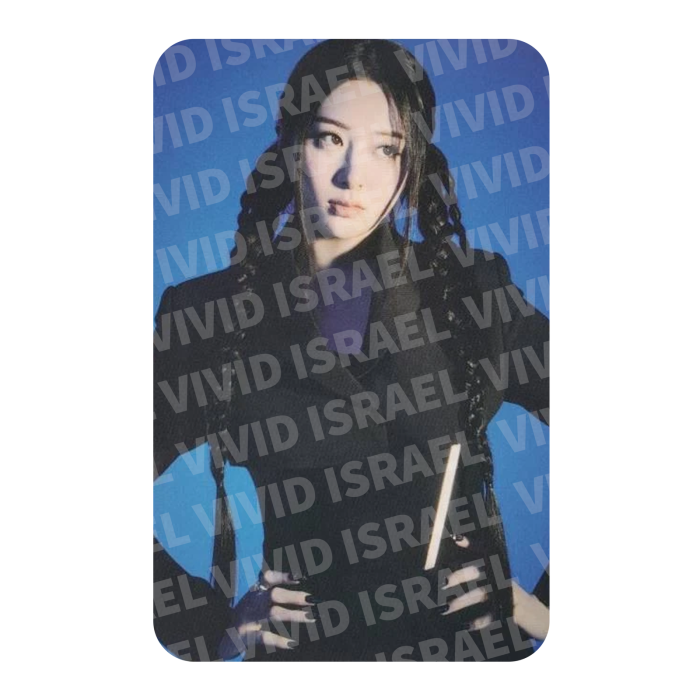LE SSERAFIM YUNJIN – 2023 TOUR FLAME RISES in Japan Photocard