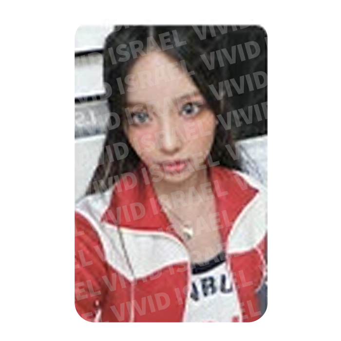 NEWJEANS HYEIN – 2024 Season's Greetings Photocard