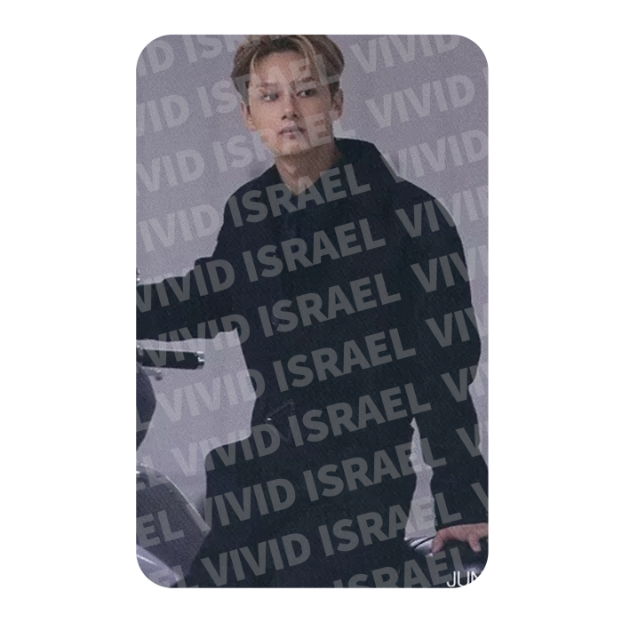 SEVENTEEN JUN – HMV Pre-order Benefit Photocard