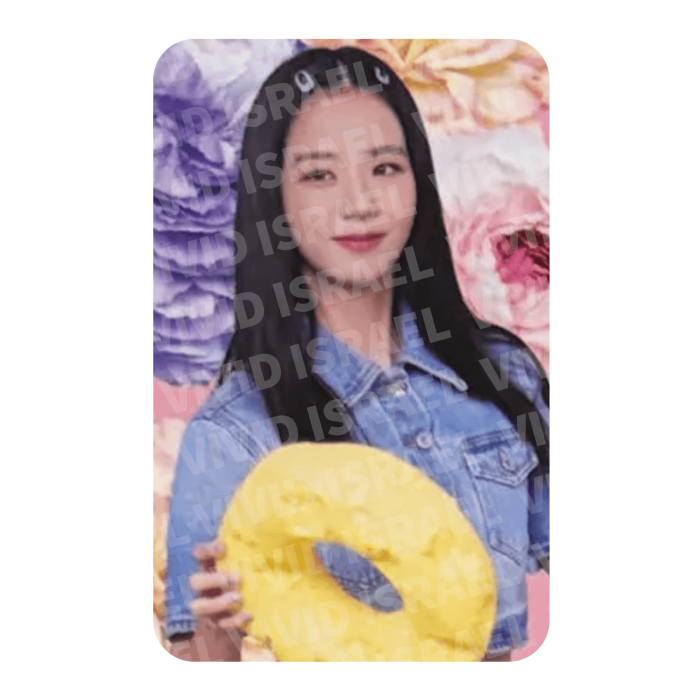 BLACKPINK JISOO – MINIATURE WORLD The Game Photocard