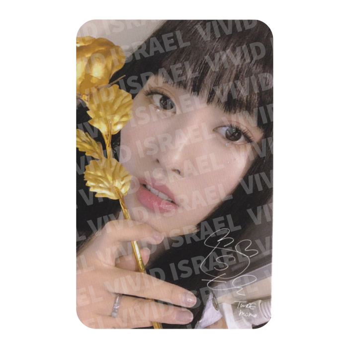 TWICE MOMO – Feel Special Photocard
