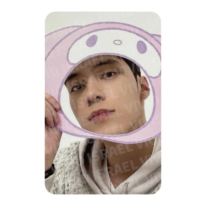 NCT HENDERY - NCT X SANRIO RANDOM TRADING CARD SET B VER. Photocard