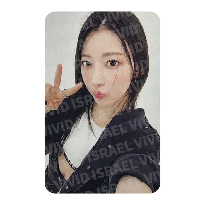LE SSERAFIM SAKURA - UNFORGIVEN Photocard