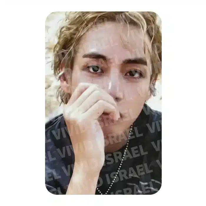 BTS V – Layover Photocard