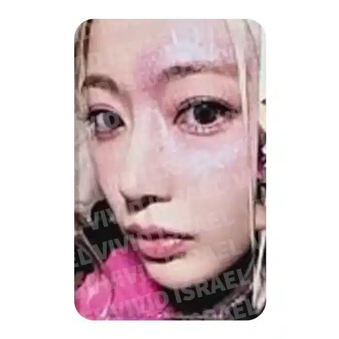 LE SSERAFIM SAKURA – CRAZY Weverse version Photocard