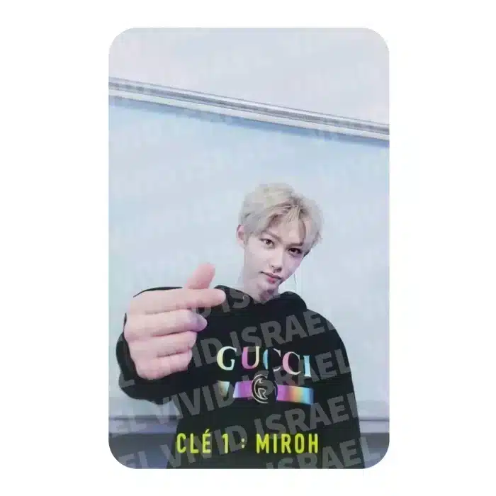 STRAY KIDS FELIX – Clé 1 : MIROH Photocard
