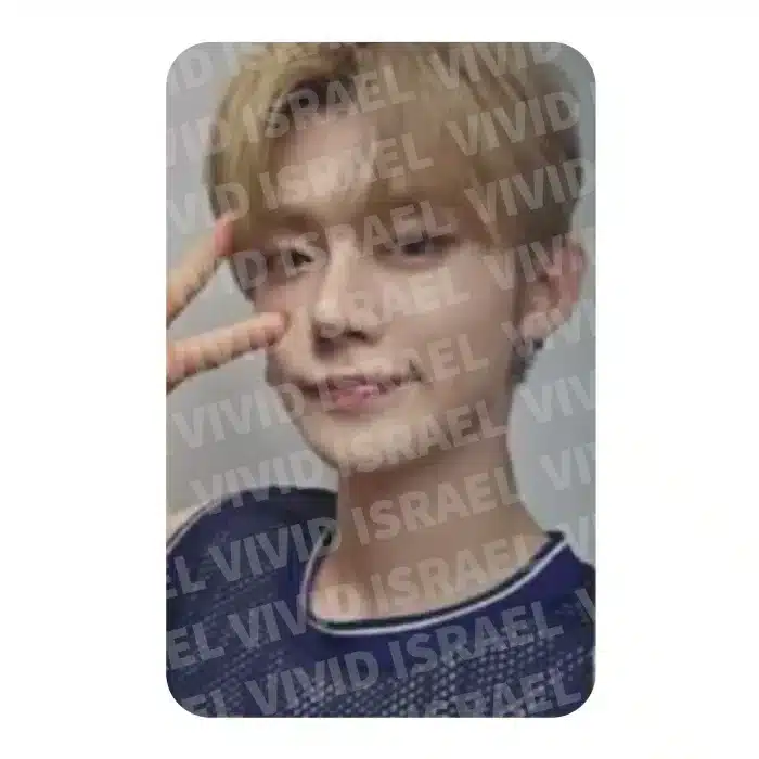 TXT YEONJUN – THE STAR CHAPTER: SANCTUARY UMS Pre-order Photocard