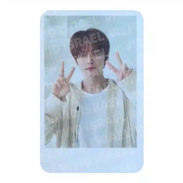 STRAY KIDS LEE KNOW – Perfect Day with SKZ Polaroid BENEFIT Photocard