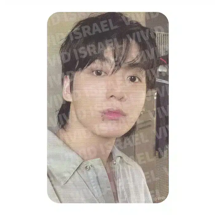 BTS Jungkook – GOLDEN Photocard
