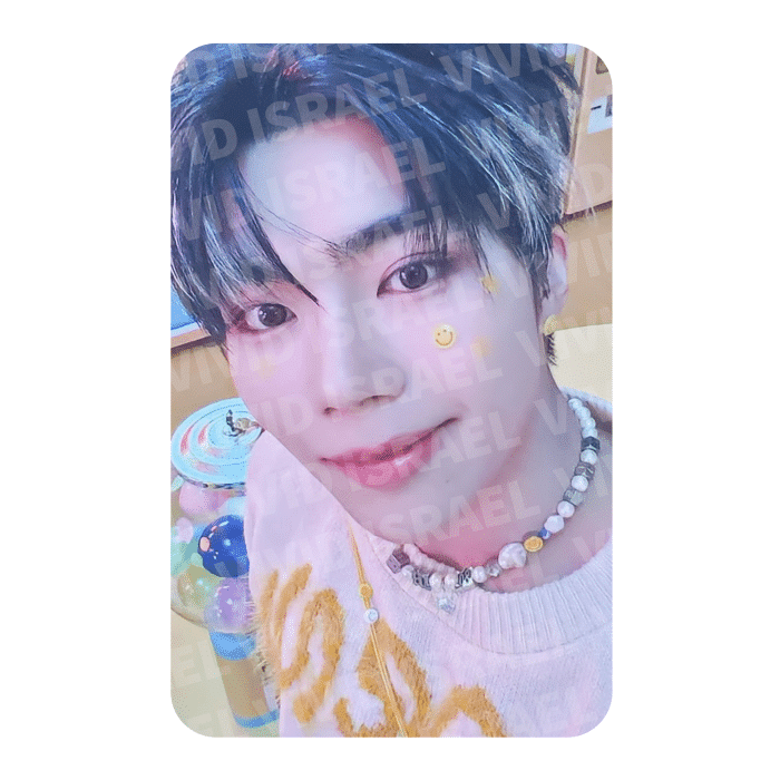 ZEROBASEONE GUNWOOK – PREZENT Photocard